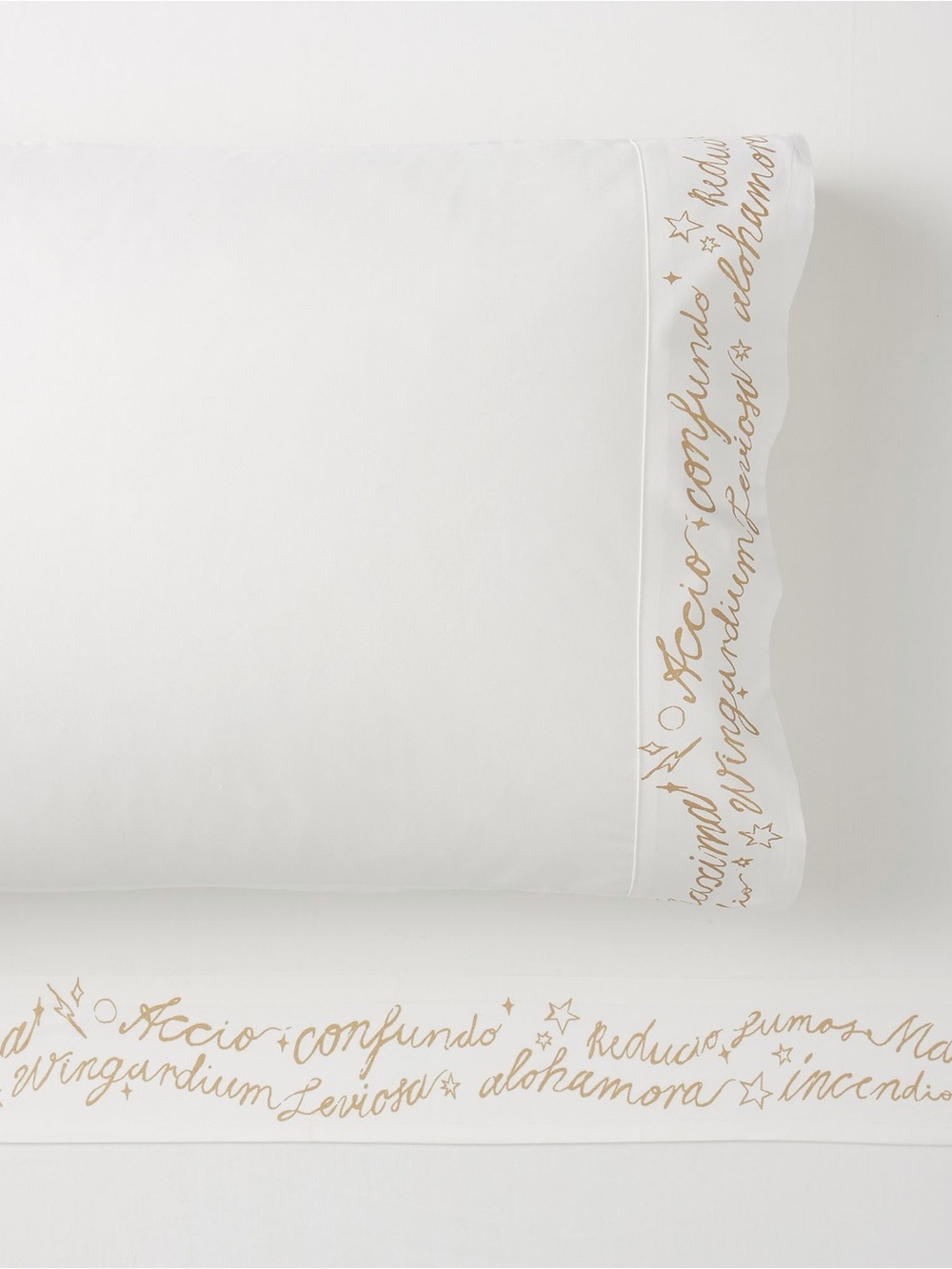 Pottery Barn Teen Queen Magic Spells Flat sheet and 2 Pillow cases